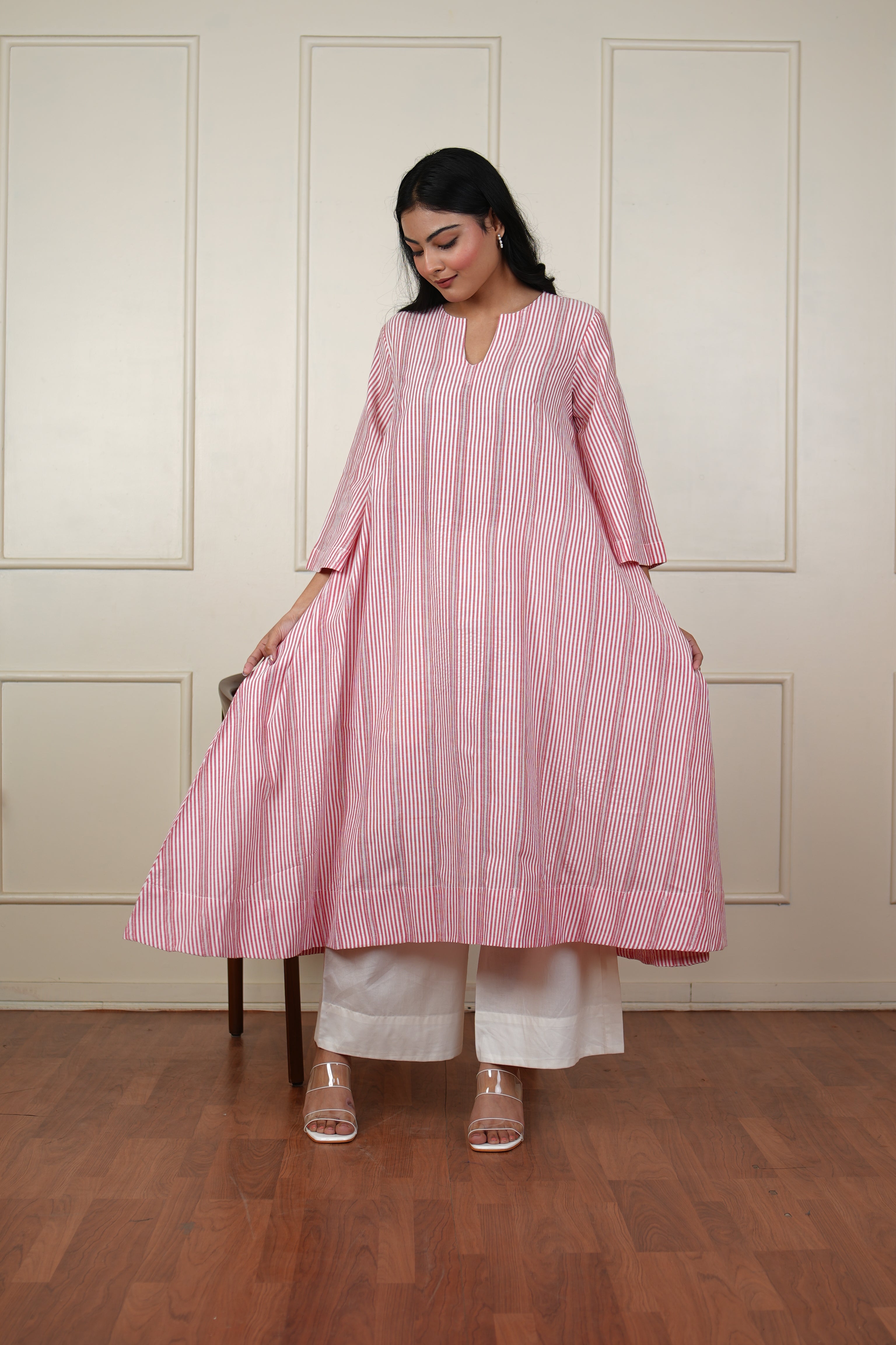 Gulabi Dhara Kurta Set