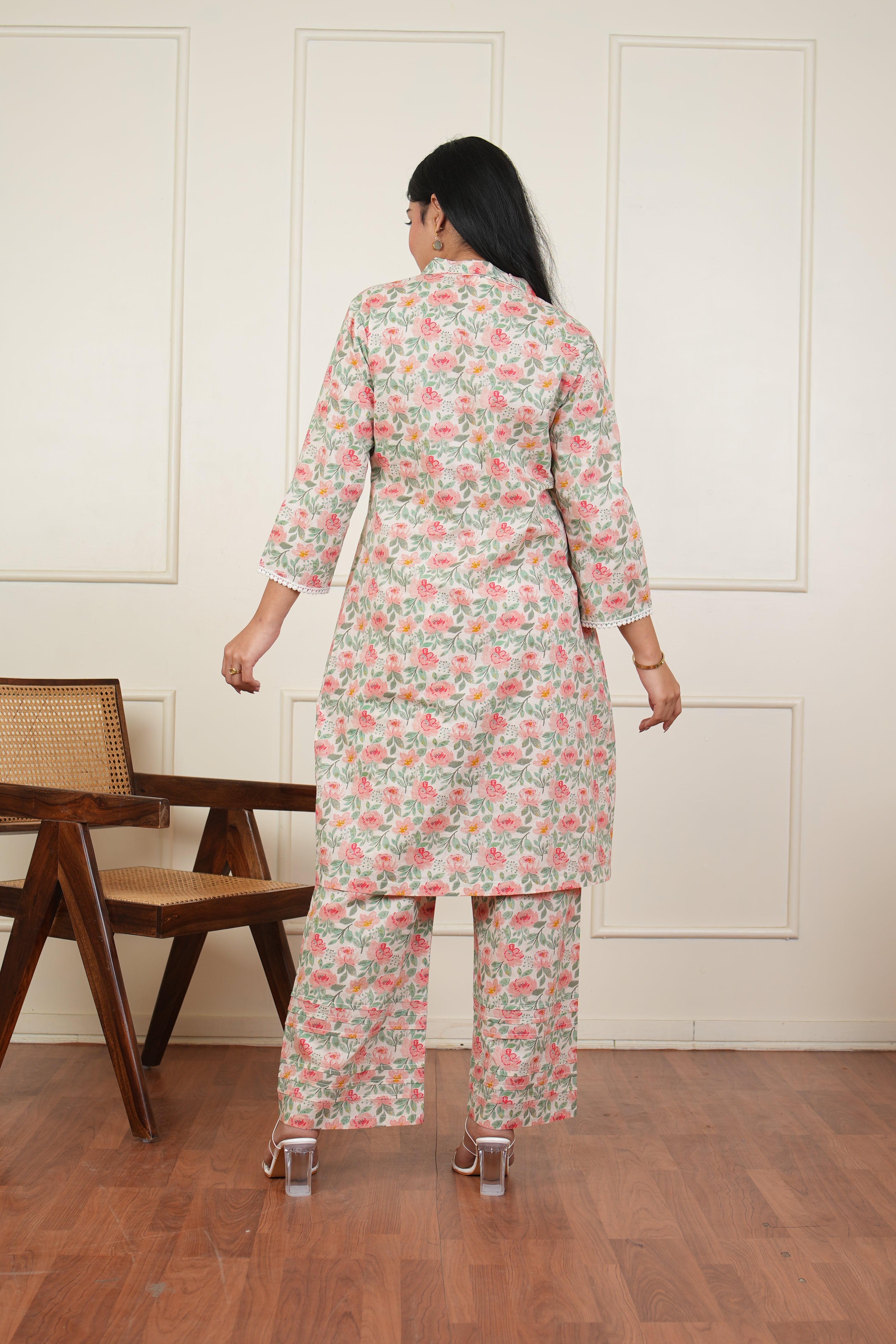 Mrida Suit Set